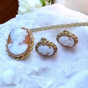 🌺Vintage Gold Cameo Necklace/Brooch, Earrings-PRISTINE COND